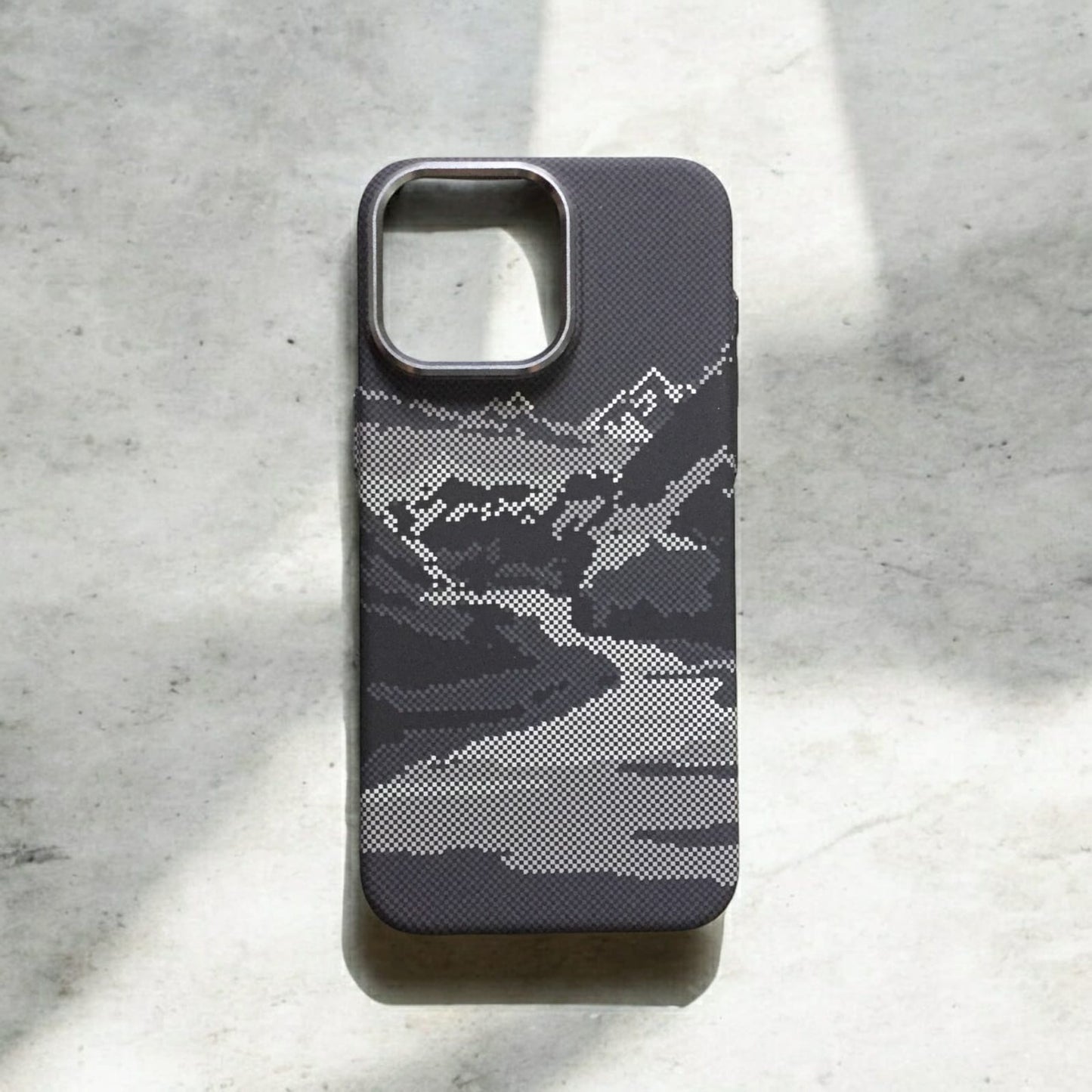 iPhone 15 Pro Luxo Life Magsafe Case 01 (UG-DS)