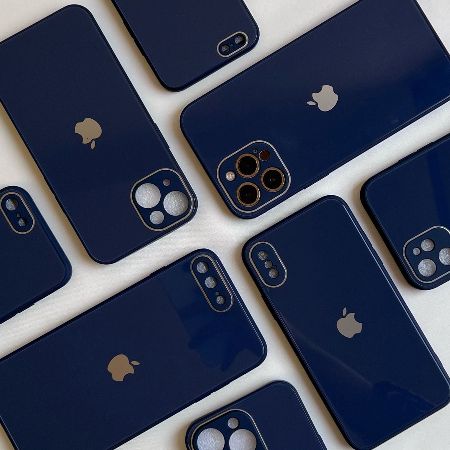 NAVY BLUE SHINY GLASS CASE