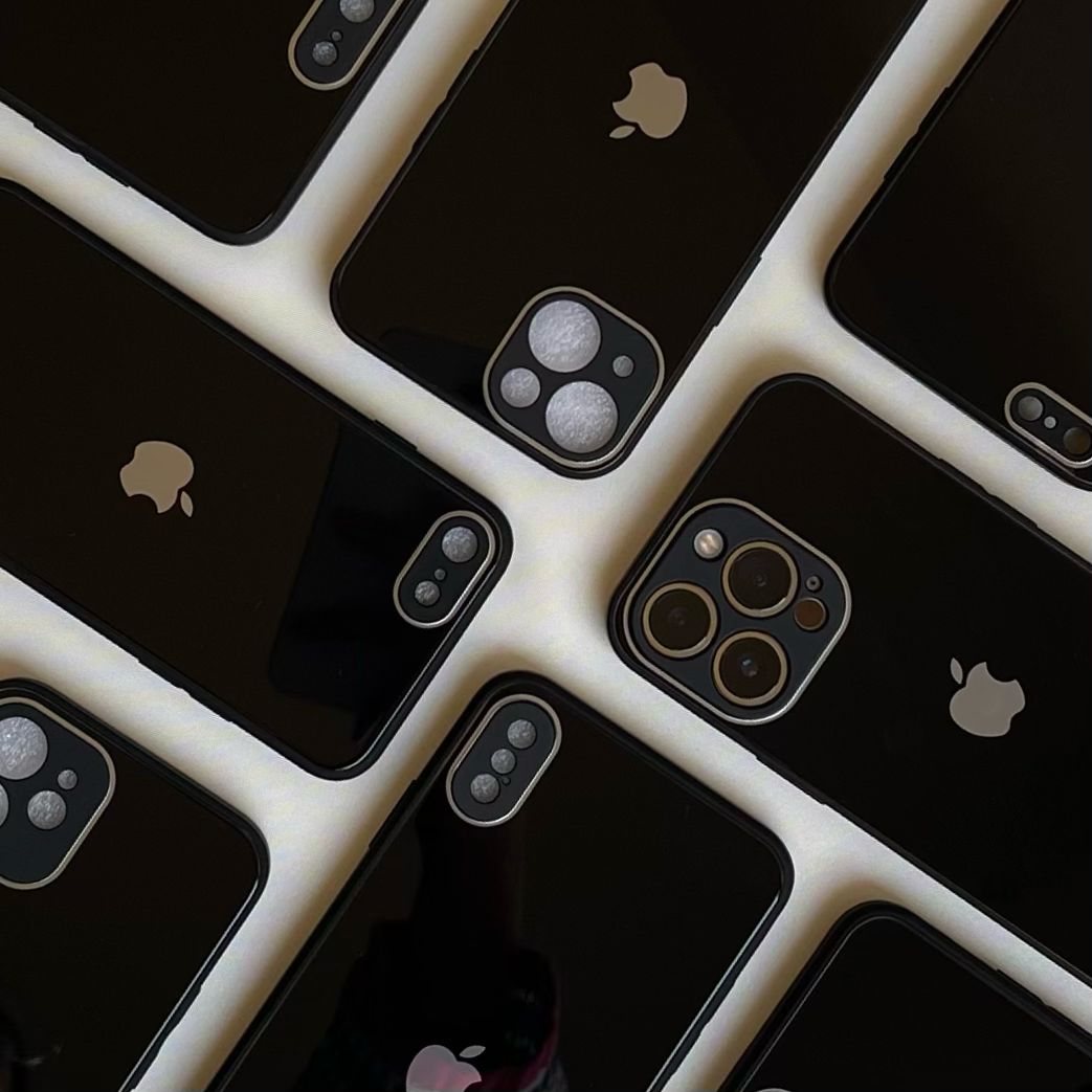 JET BLACK SHINY GLASS CASE