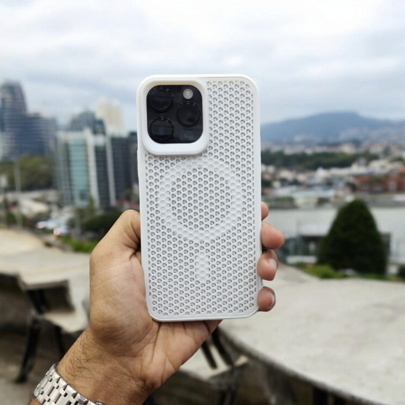 Magnetic Dustproof iPhone Case with MagSafe | Shockproof & Heat-Resistant Cover