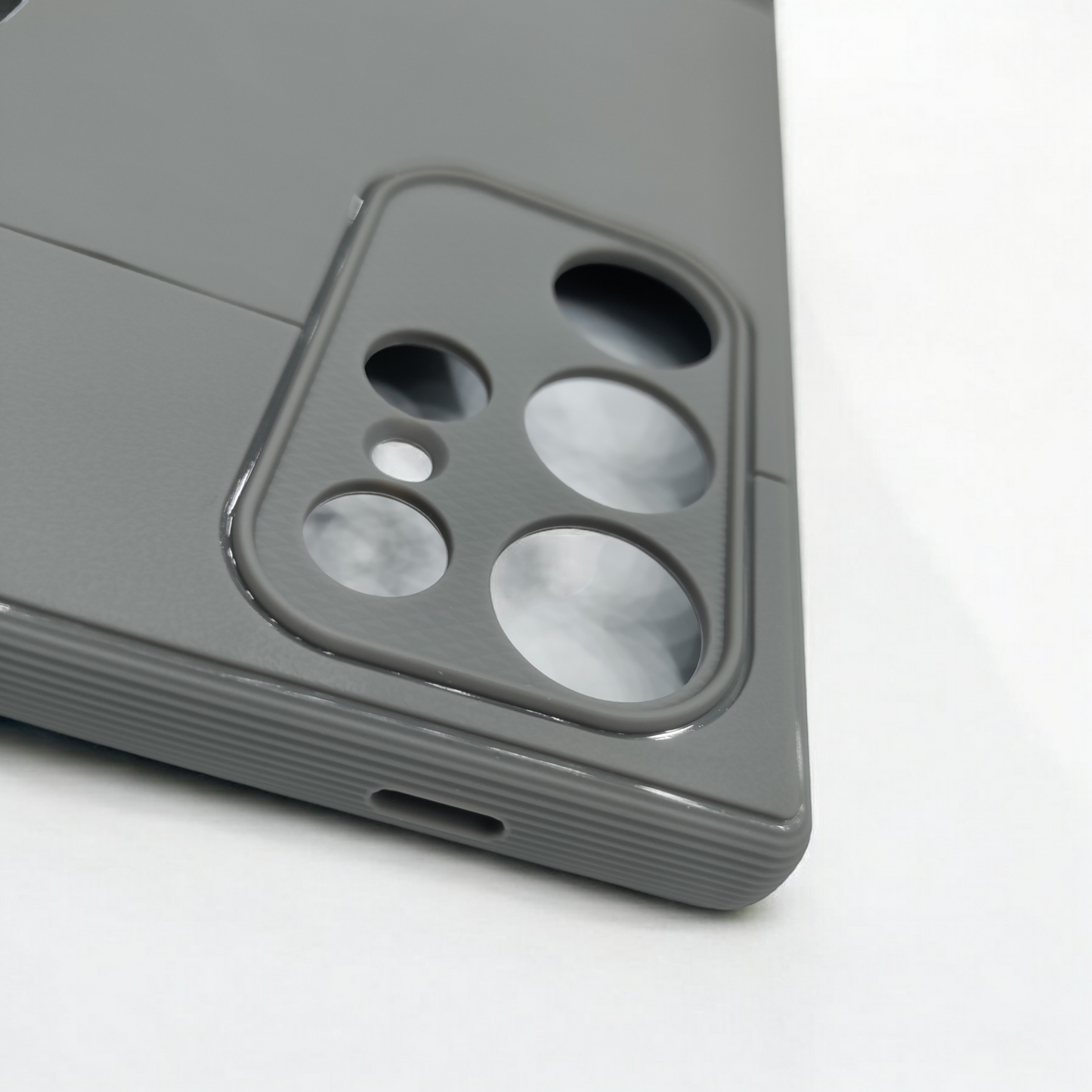 CSLOGY Platinum Gray Back Cover for Samsung S24 Ultra (DS-ST)