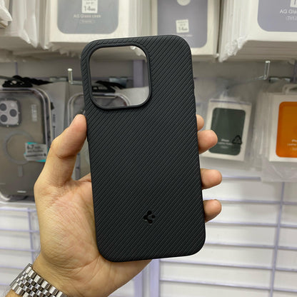 Spigen Mag Armor, MagSafe Supported:(DS-MT)