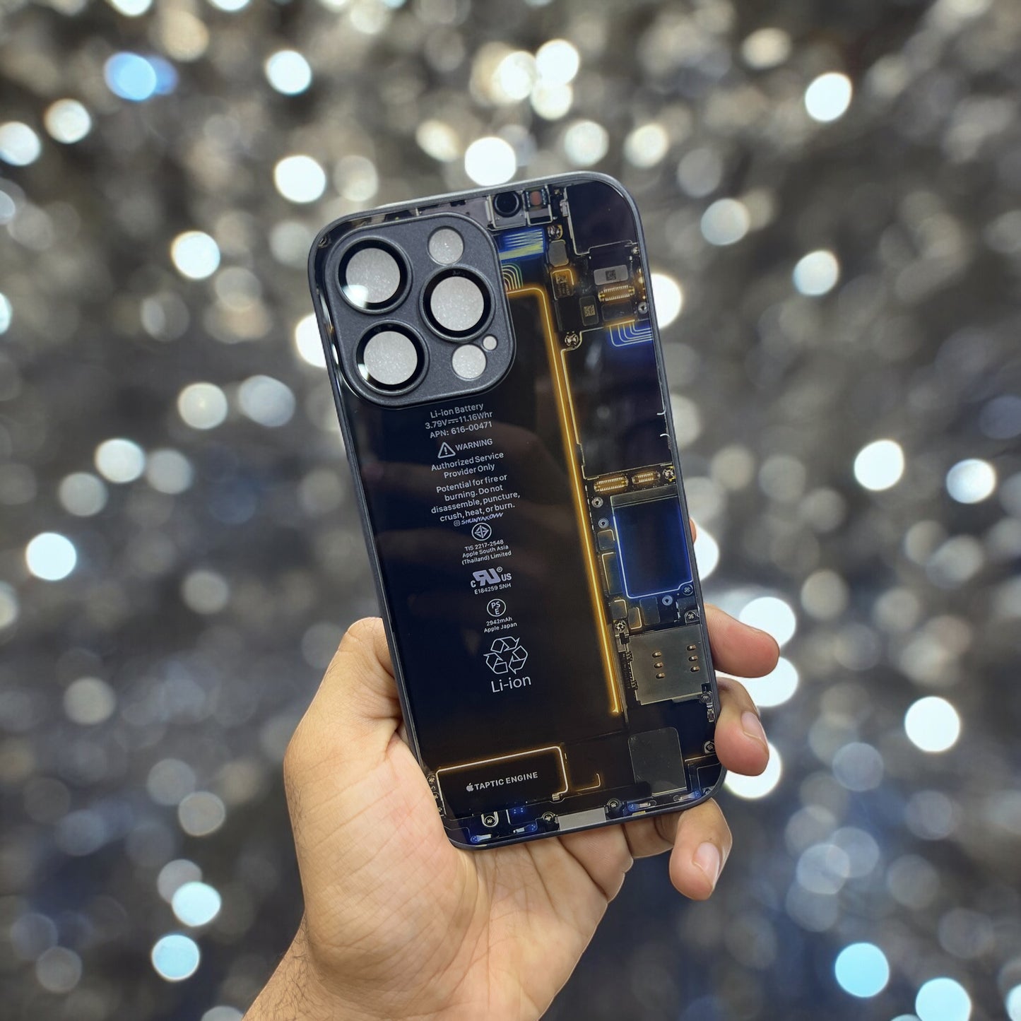 Motherboard M.T Multi design Smooth and Sleek iPhone Back Cases