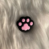 Bombay cat paw