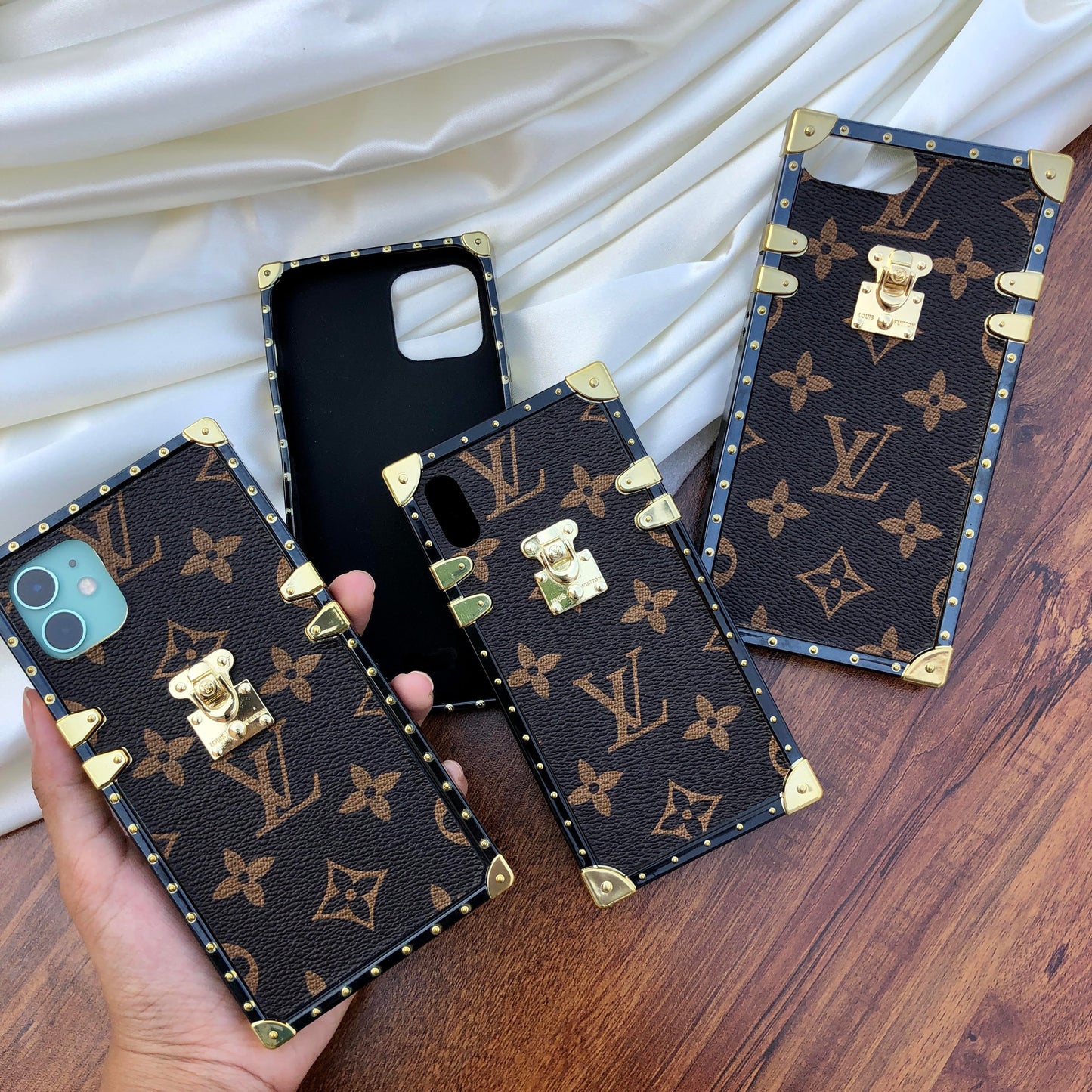 LV Leather clutch case